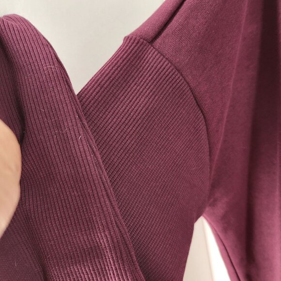 Puma Evo Hooded Womans Pullover Sweatshirt S Plum Size S NWT MSRP $70 - Picture 9 of 11